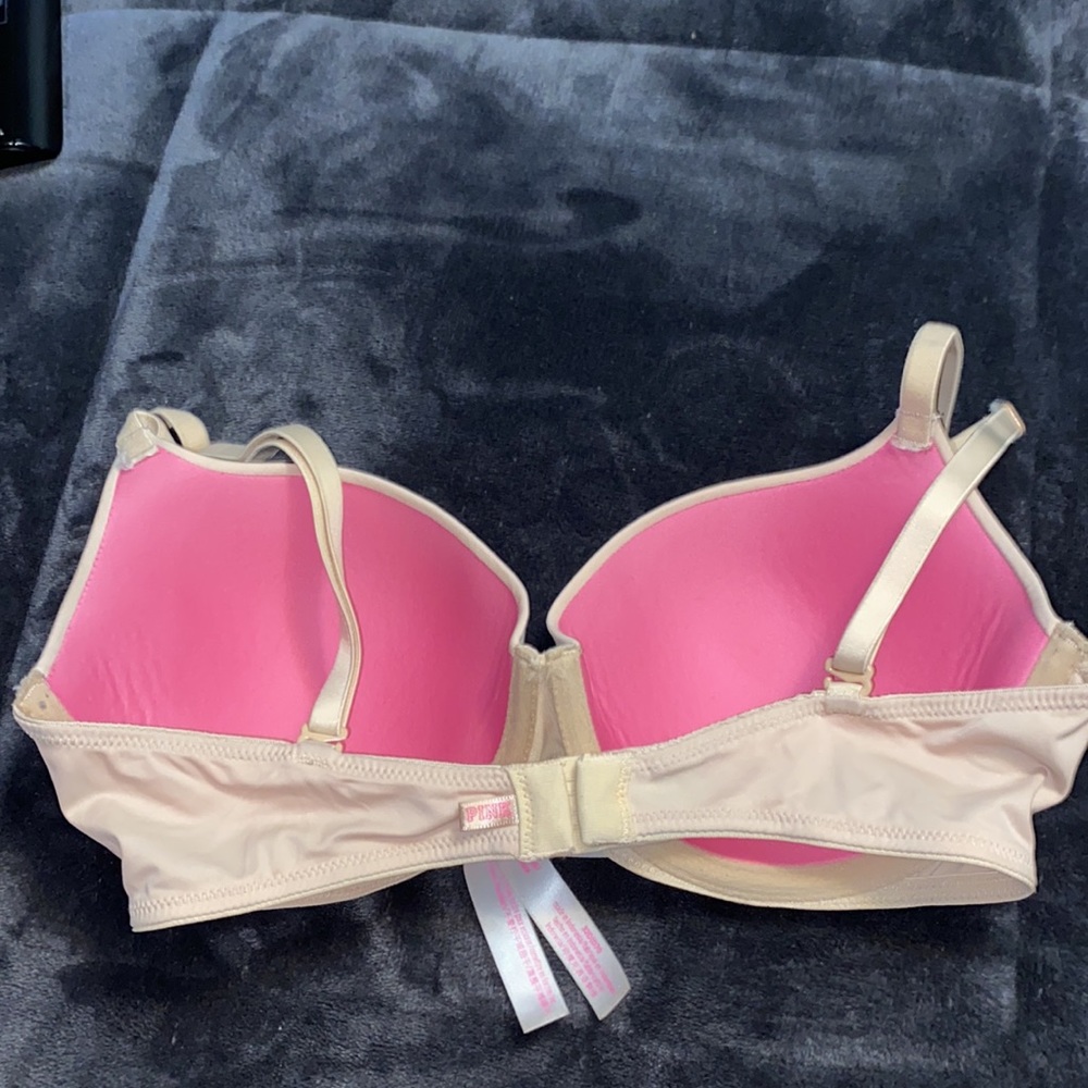 Pink Bra - Picture 2 of 4